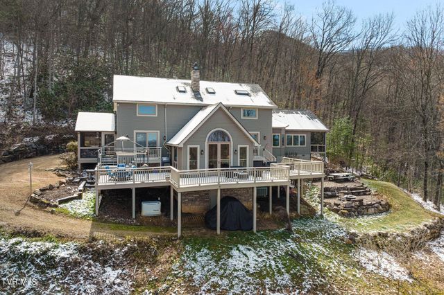 435 Cherokee Mountain Road, Jonesborough, TN 37659