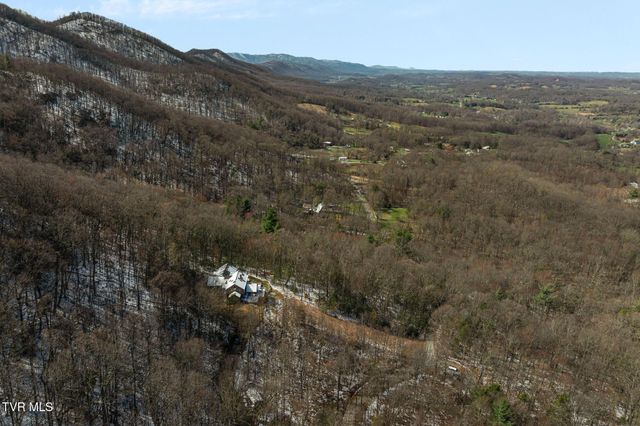 435 Cherokee Mountain Road, Jonesborough, TN 37659