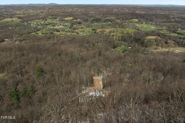 435 Cherokee Mountain Road, Jonesborough, TN 37659