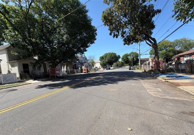 142-20 116th Avenue, Jamaica, NY 11436