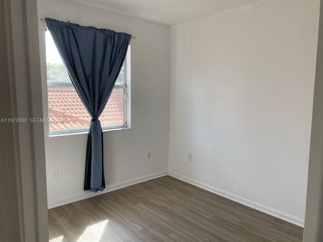 3760 NE 9th Ct, Homestead, FL 33033