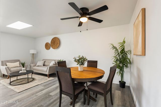 10927 W PEORIA Avenue, Sun City, AZ 85351