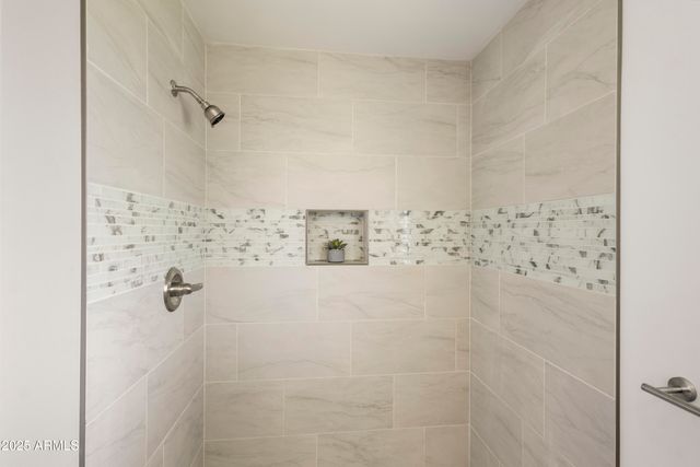 10927 W PEORIA Avenue, Sun City, AZ 85351