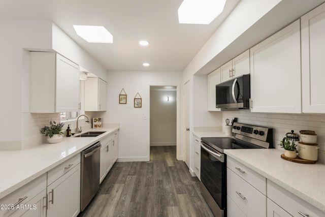 10927 W PEORIA Avenue, Sun City, AZ 85351