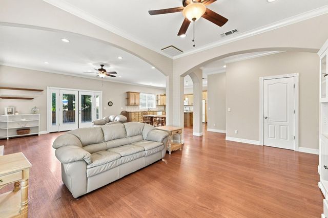 3422 Marshall Ave, Carmichael, CA 95608