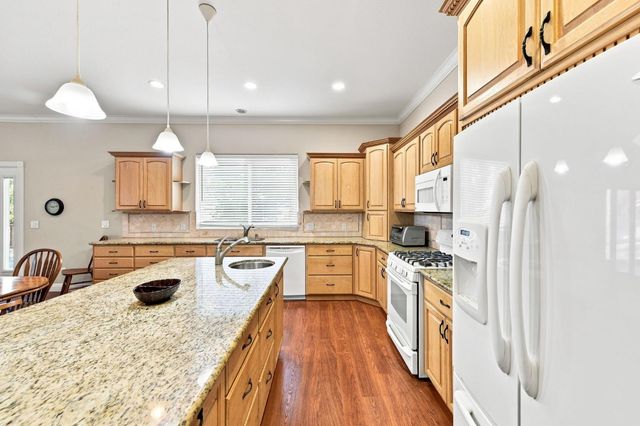 3422 Marshall Ave, Carmichael, CA 95608