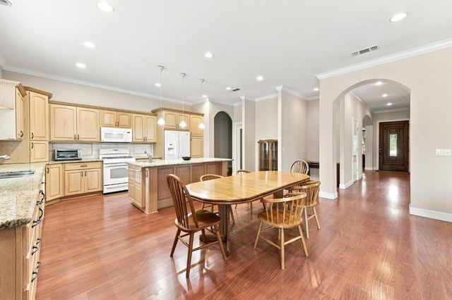 3422 Marshall Ave, Carmichael, CA 95608