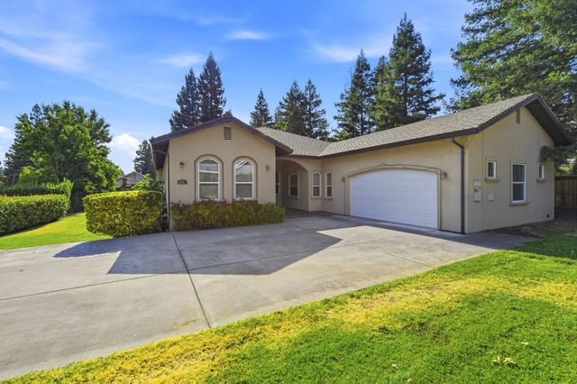 3422 Marshall Ave, Carmichael, CA 95608