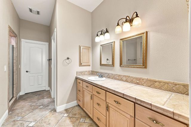 3422 Marshall Ave, Carmichael, CA 95608