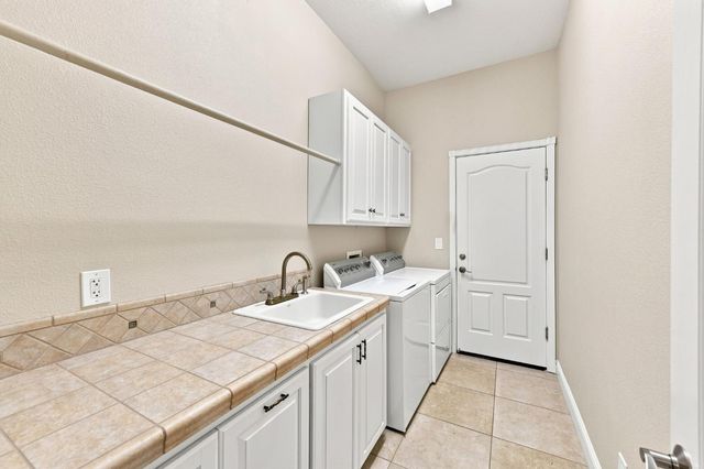 3422 Marshall Ave, Carmichael, CA 95608