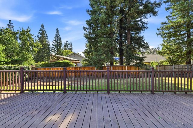 3422 Marshall Ave, Carmichael, CA 95608