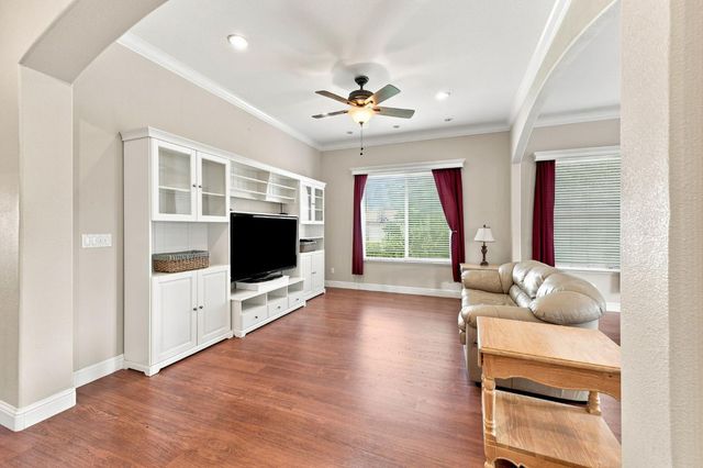3422 Marshall Ave, Carmichael, CA 95608