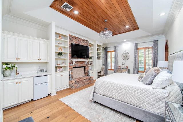 114 Bocage Dr, Houma, LA 70360