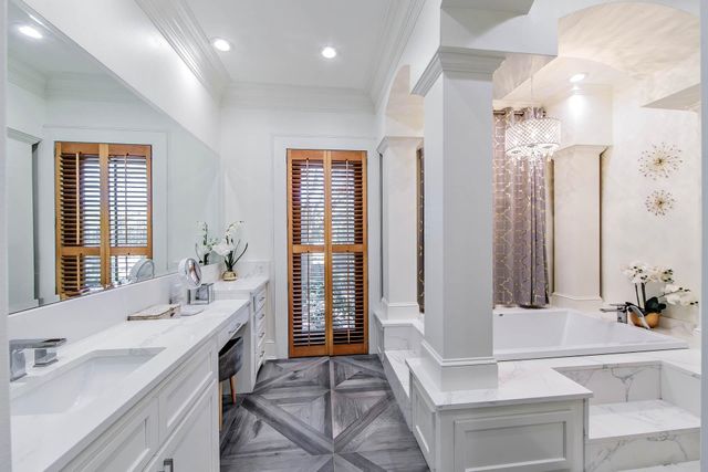 114 Bocage Dr, Houma, LA 70360