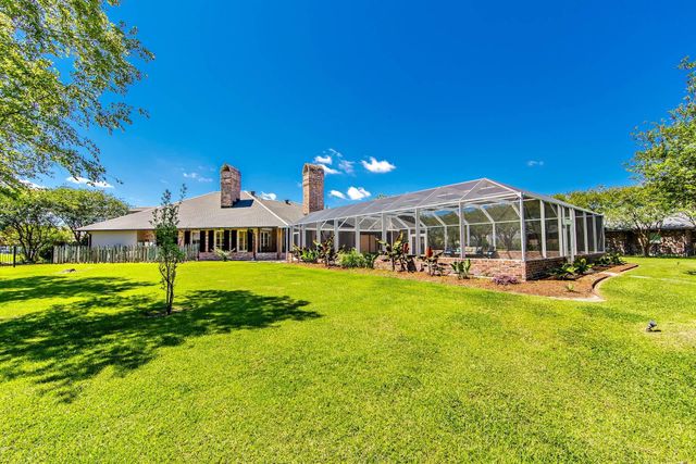 114 Bocage Dr, Houma, LA 70360