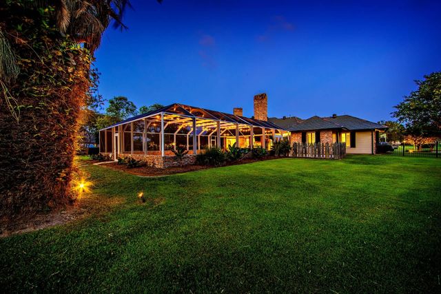 114 Bocage Dr, Houma, LA 70360