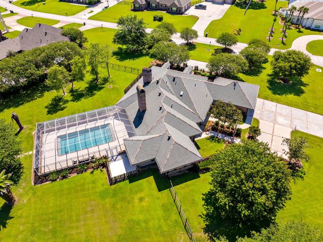 114 Bocage Dr, Houma, LA 70360