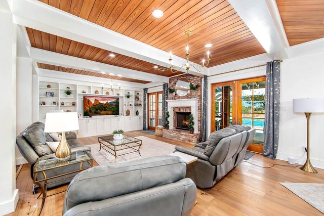 114 Bocage Dr, Houma, LA 70360