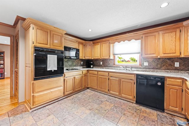 5464 County Road 1545, Cullman, AL 35058
