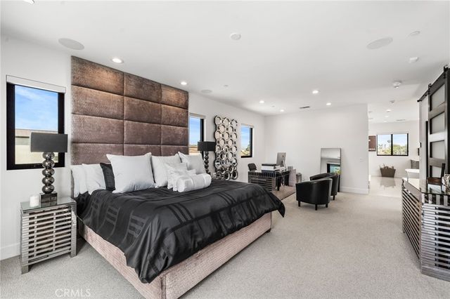 404 10th Street, Huntington Beach, CA 92648