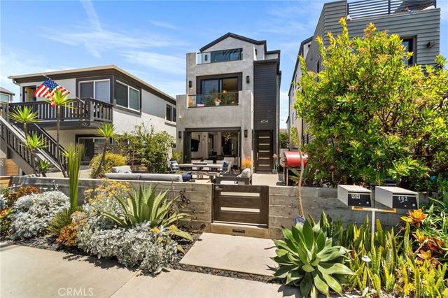 404 10th Street, Huntington Beach, CA 92648