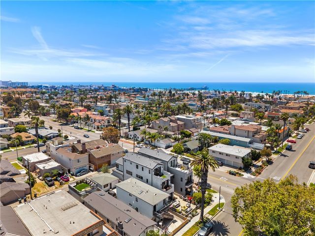 404 10th Street, Huntington Beach, CA 92648
