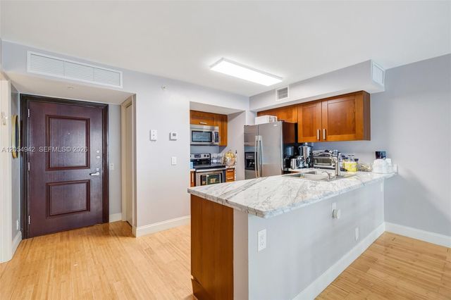 9499 Collins Ave 607, Surfside, FL 33154