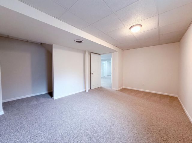 932 Jefferson Avenue, Saint Paul, MN 55102