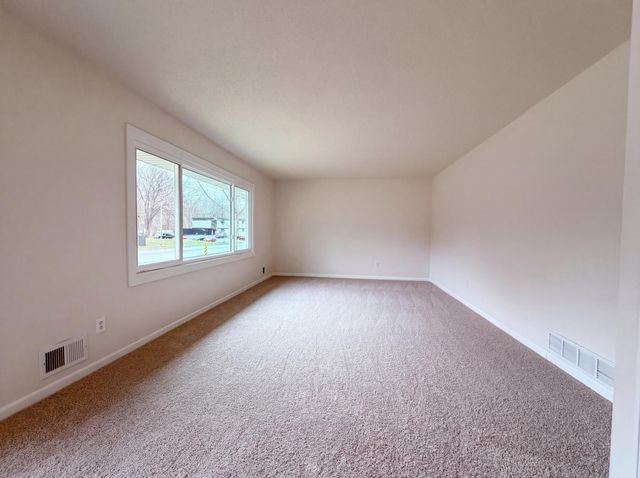 932 Jefferson Avenue, Saint Paul, MN 55102