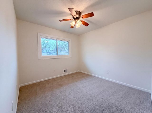 932 Jefferson Avenue, Saint Paul, MN 55102