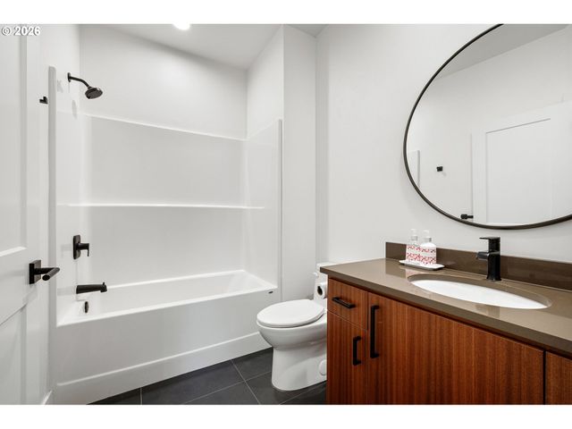 3340 Zane Ln, Eugene, OR 97404