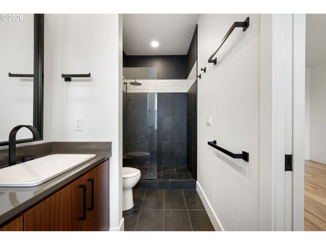 3340 Zane Ln, Eugene, OR 97404