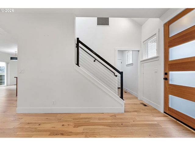 3340 Zane Ln, Eugene, OR 97404