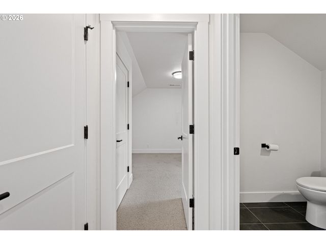 3340 Zane Ln, Eugene, OR 97404