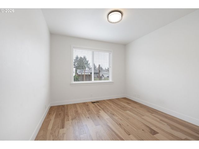 3340 Zane Ln, Eugene, OR 97404