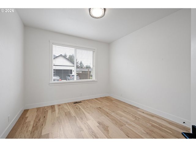 3340 Zane Ln, Eugene, OR 97404