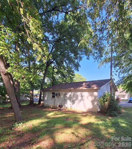 14623 Lucia Riverbend Highway, Stanley, NC 28164