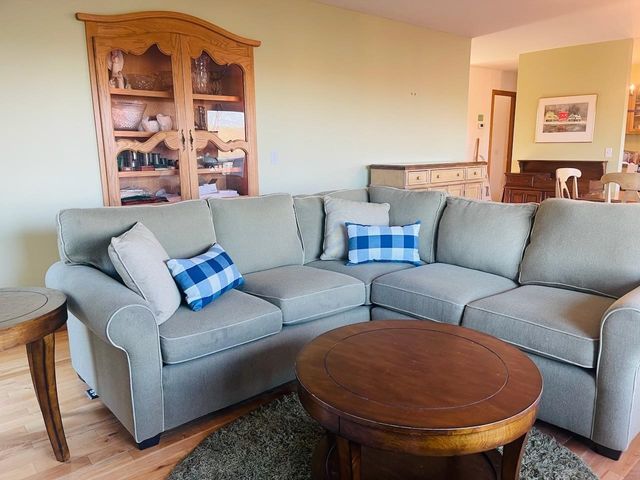 1551 S Donnybrook Road, Suttons Bay Twp, MI 49682