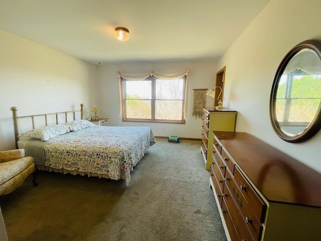 1551 S Donnybrook Road, Suttons Bay Twp, MI 49682