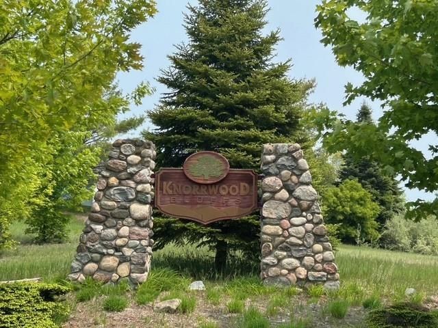 1551 S Donnybrook Road, Suttons Bay Twp, MI 49682