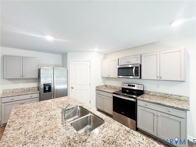 5849 Hereld Green Dr, Chesterfield, VA 23832