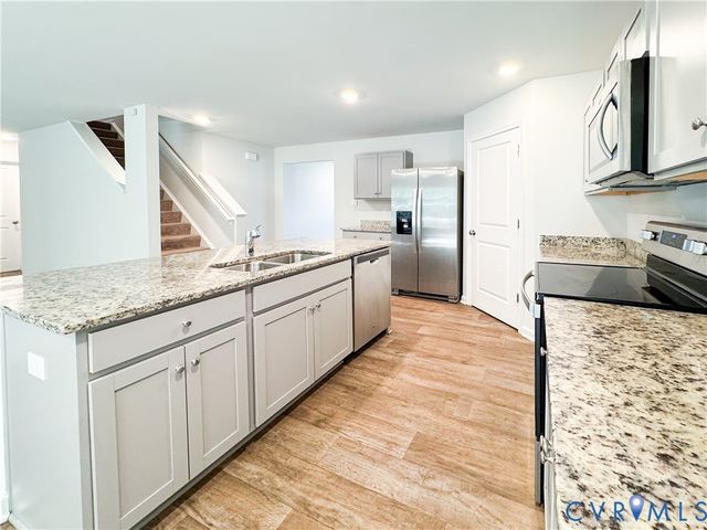 5849 Hereld Green Dr, Chesterfield, VA 23832