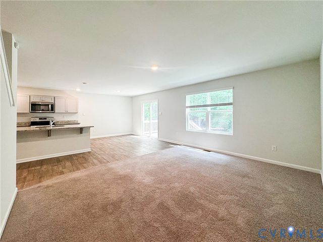 5849 Hereld Green Dr, Chesterfield, VA 23832