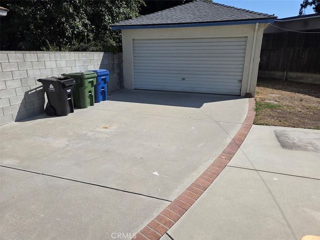 20026 Lull, Winnetka, CA 91306