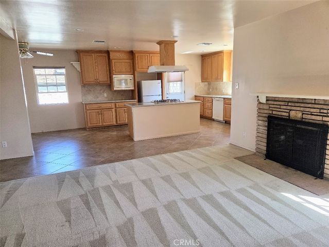 20026 Lull, Winnetka, CA 91306