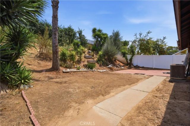 23616 Soresina, Laguna Hills, CA 92653