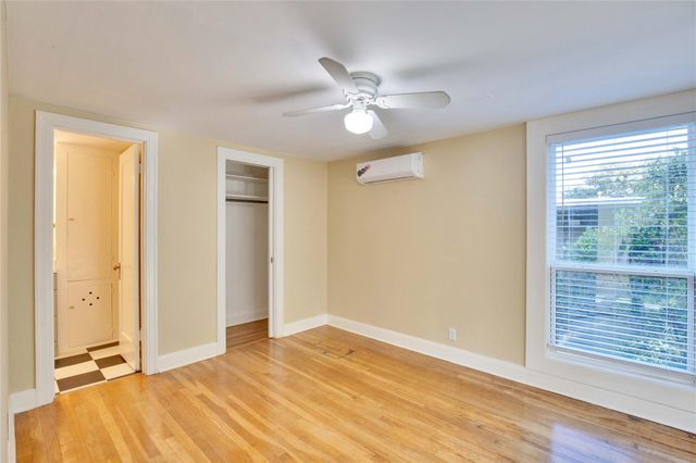 1115 Enfield RD C, Austin, TX 78703