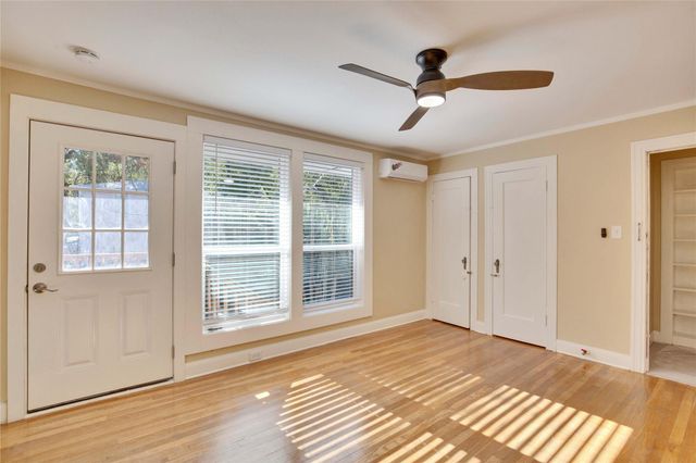 1115 Enfield RD C, Austin, TX 78703