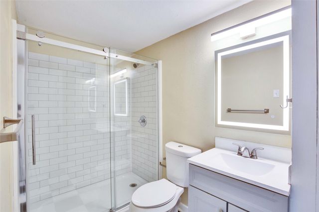 1115 Enfield RD C, Austin, TX 78703