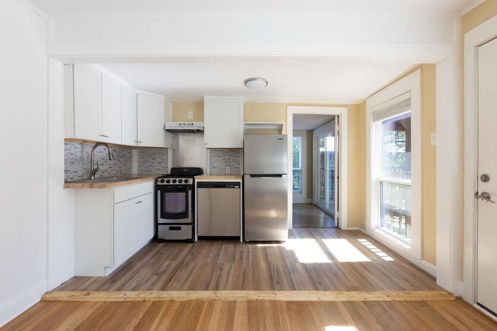 1115 Enfield RD C, Austin, TX 78703